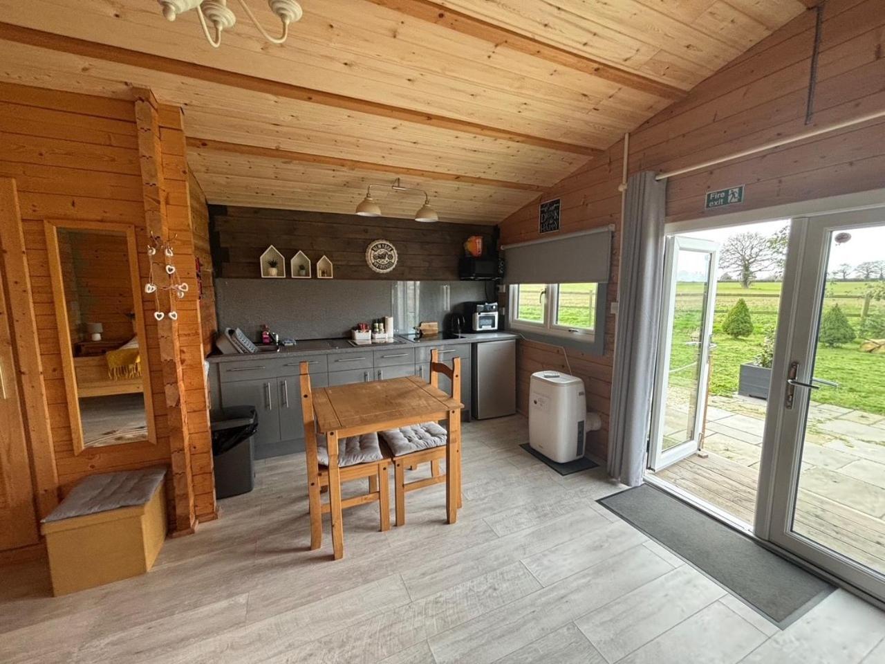 Rife Lodges Arundel Exterior photo